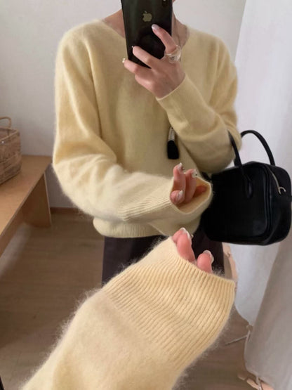 // ￼不易掉毛不易起球山羊絨毛衣