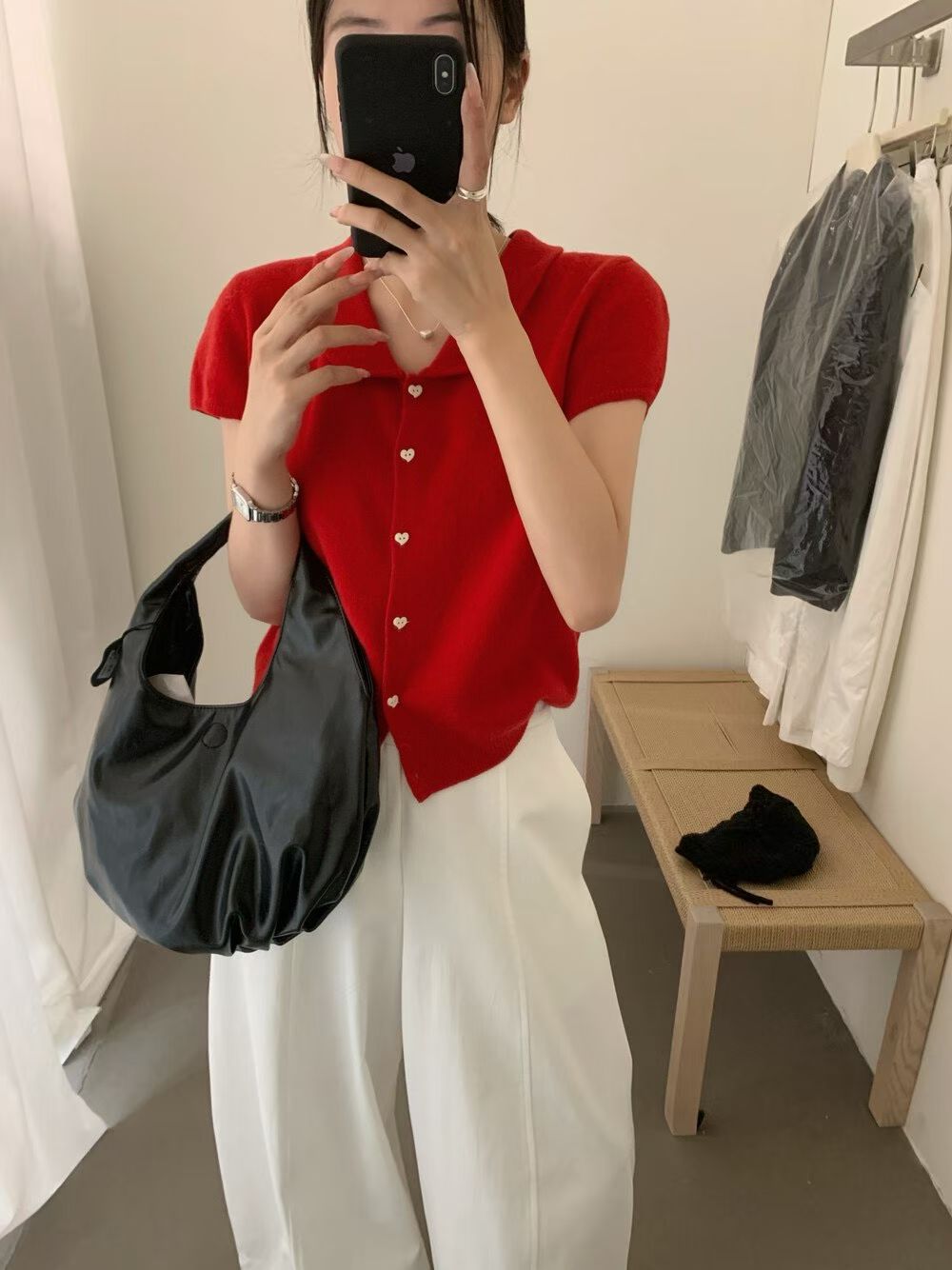 // 全羊毛心心鈕扣圓翻領小短袖NT