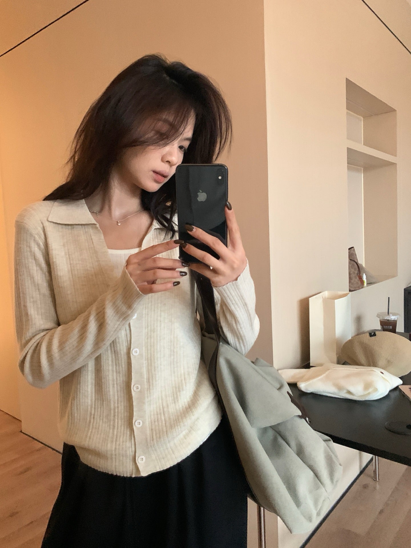 // 氣質假兩件直坑紋翻領NT