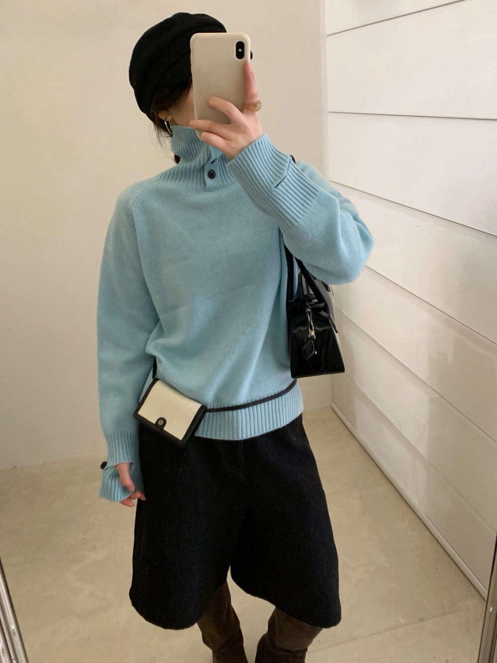 // 100%綿羊毛鈕扣可立領+設計感袖口毛衣