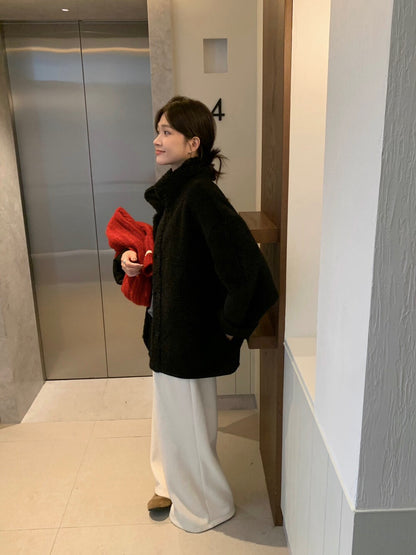 // 可雙面穿皮毛一體翻領中長外套