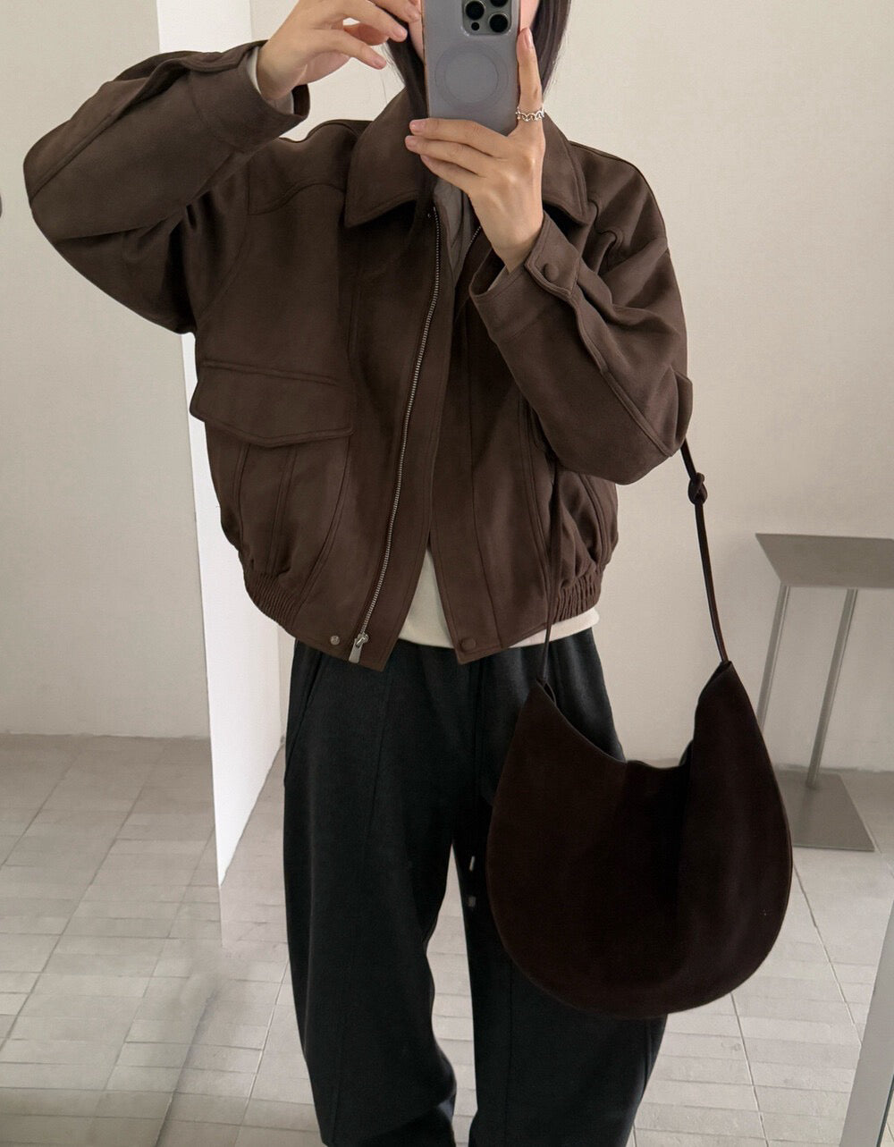 // 經典翻領設計麂皮絨夾棉外套