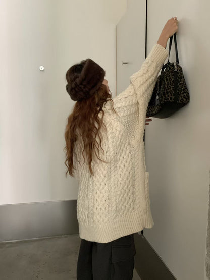 // 超重工麻花粗棒針立領CD