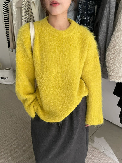 // 軟糯質感拉絨圓領寬鬆毛衣