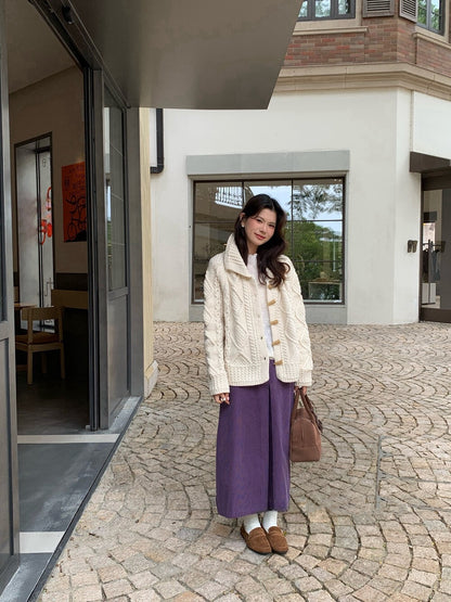 // 重工麻花牛角鈕翻領CD