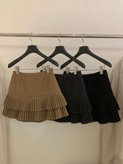 // 復古雙層細百褶毛呢短裙