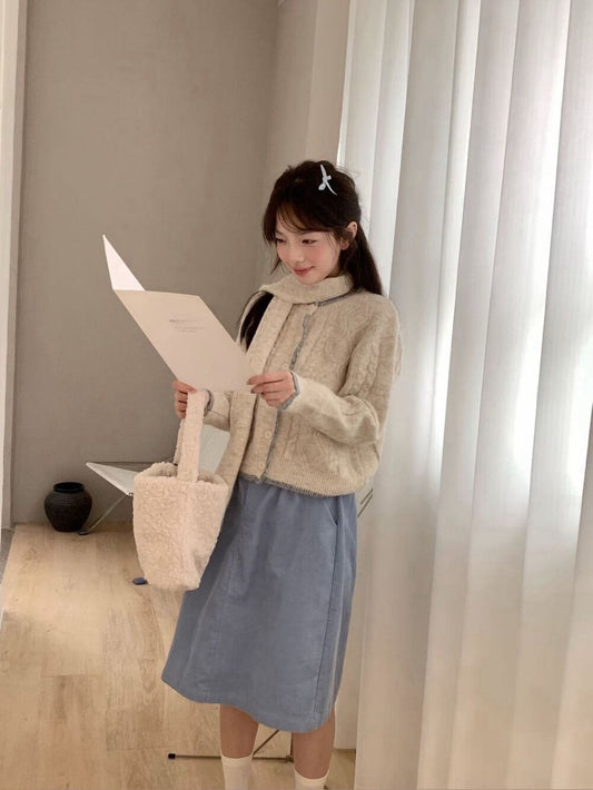 // 17%綿羊毛撞色邊麻花紋CD(連頸巾)