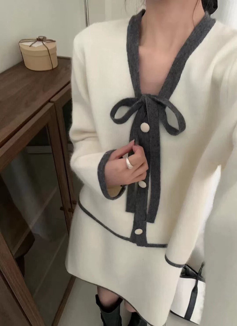 // 超軟糯撞色邊綁結開胸CD+短裙套裝(可分開單買)