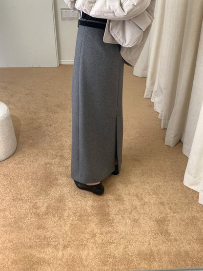 // 50%wool解鎖一切秋冬配搭的長款直筒裙