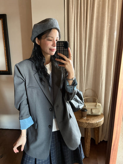 // 細節感滿滿撞色內裡西裝外套