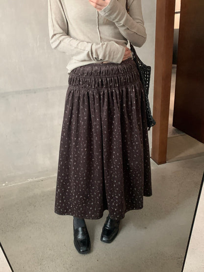 // 秋冬磨毛質料碎花中裙