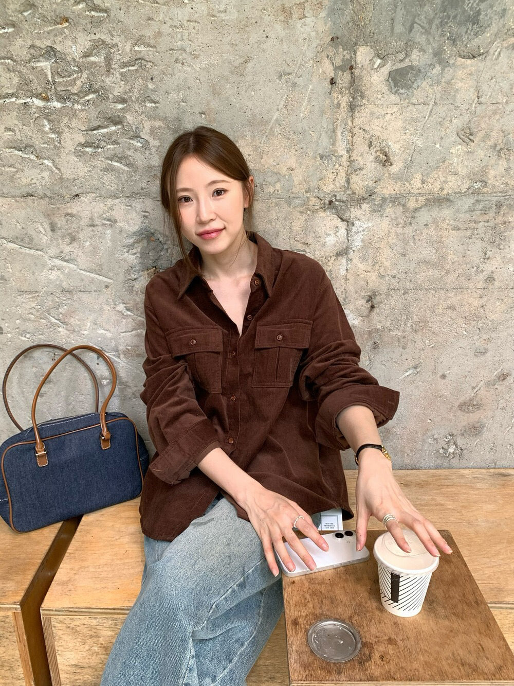 // 霧面感燈芯絨雙口袋SH