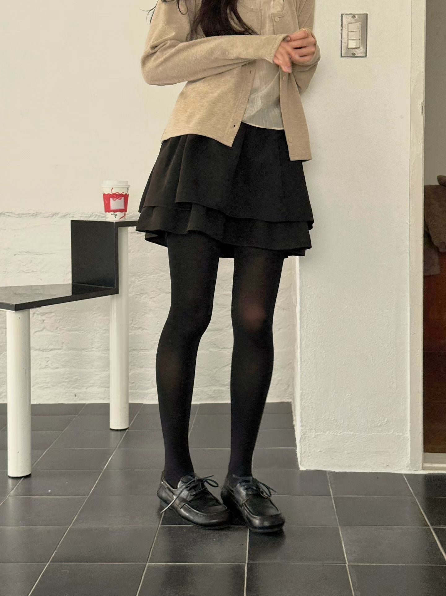 // 質感麂皮絨雙層蛋糕短裙