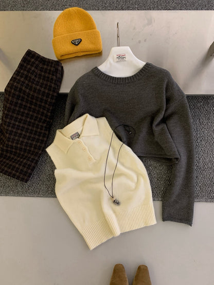 // 一套兩件性價比圓領短NT+polo翻領背心兩件套