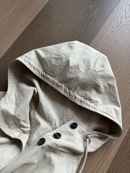 // 可束腰帥氣連帽長外套