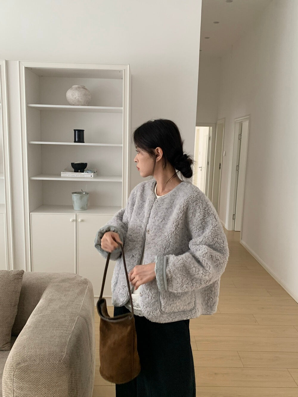 // 袖口翻邊拼lace包邊毛毛外套