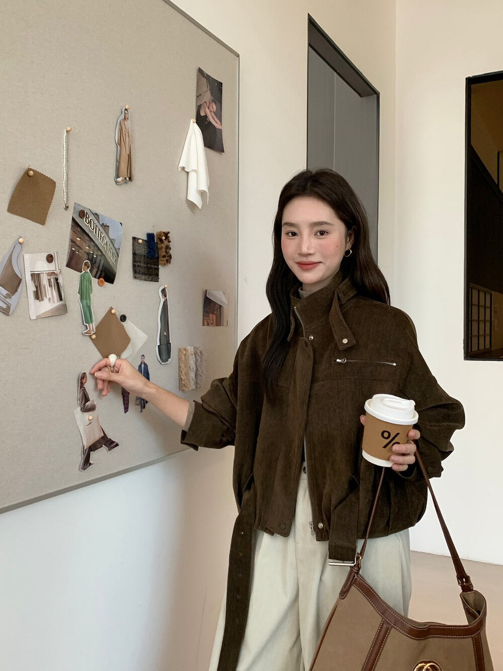 // 質感超好的雪尼爾絨帥氣短款外套