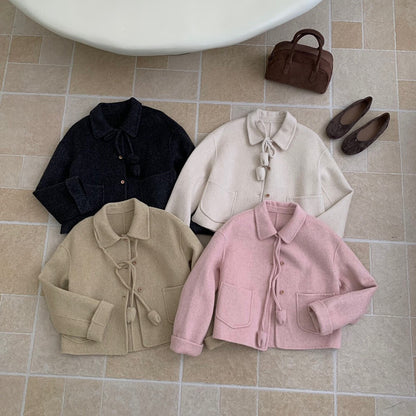 // 100%wool翻領雙口袋短款雙面手工羊毛外套(連頸繩掛飾)