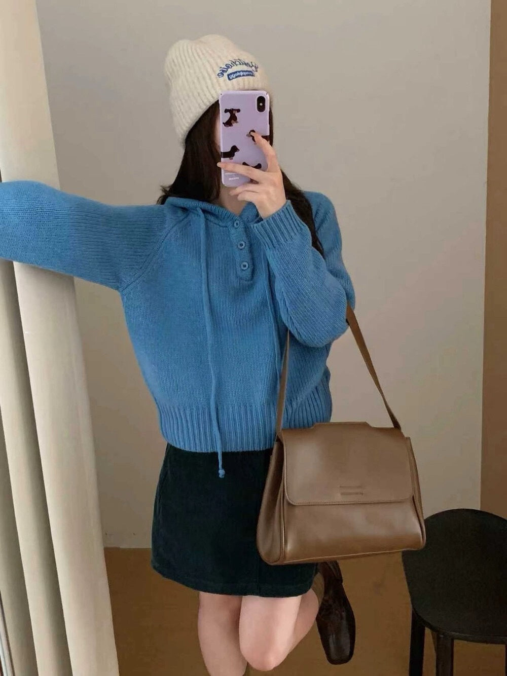 // 顏色超美鈕扣連帽毛衣