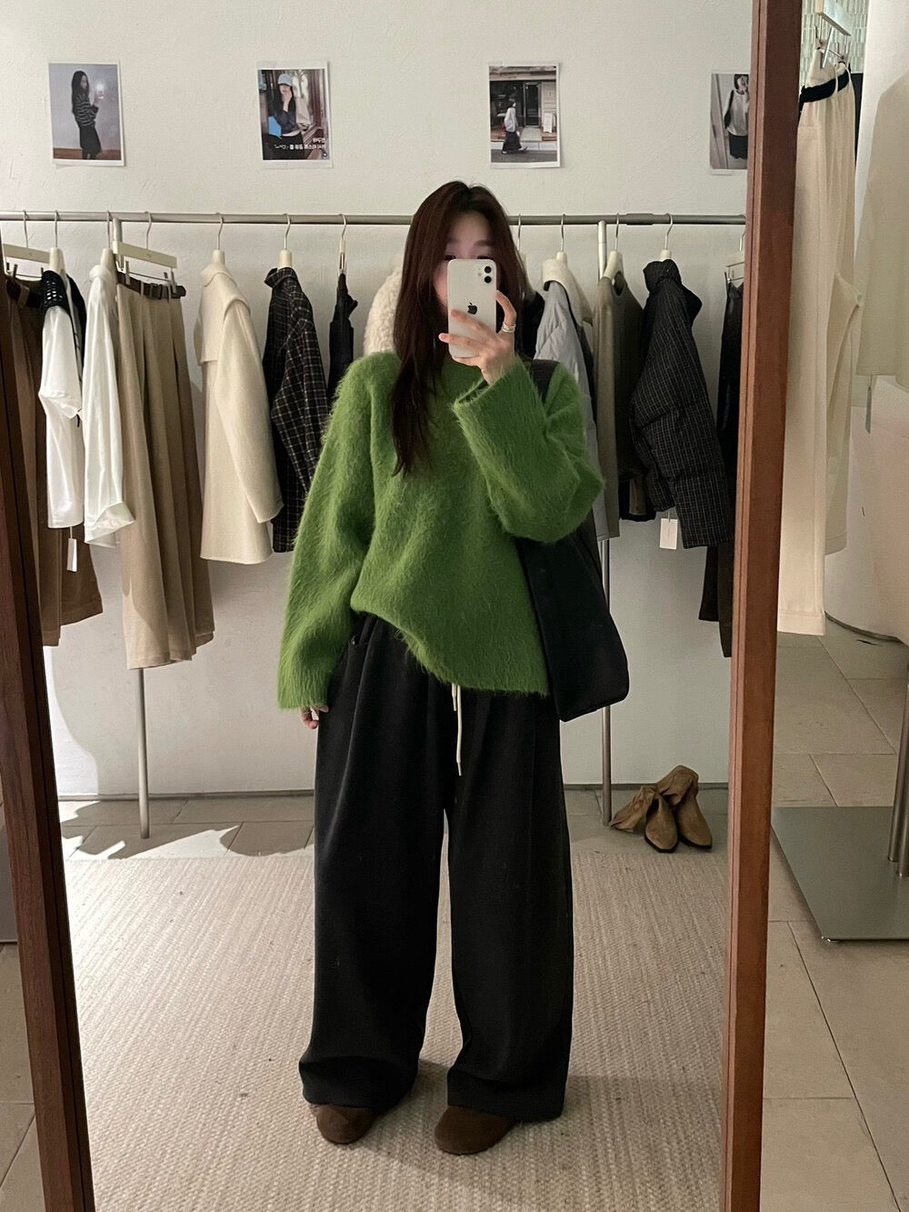 // 軟糯質感拉絨圓領寬鬆毛衣