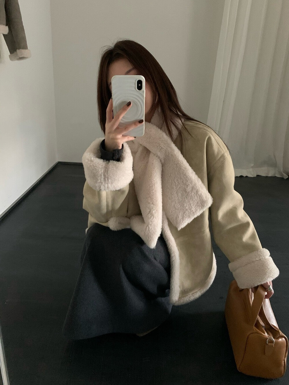 // 麂皮面皮毛一體圓領外套(連頸巾)