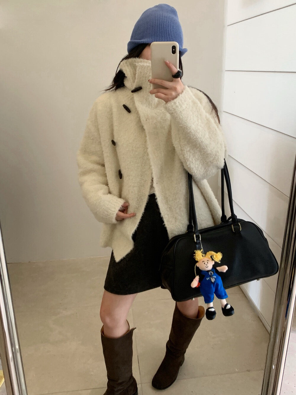 // 慵懶圈圈毛牛角鈕可立領毛衣CD