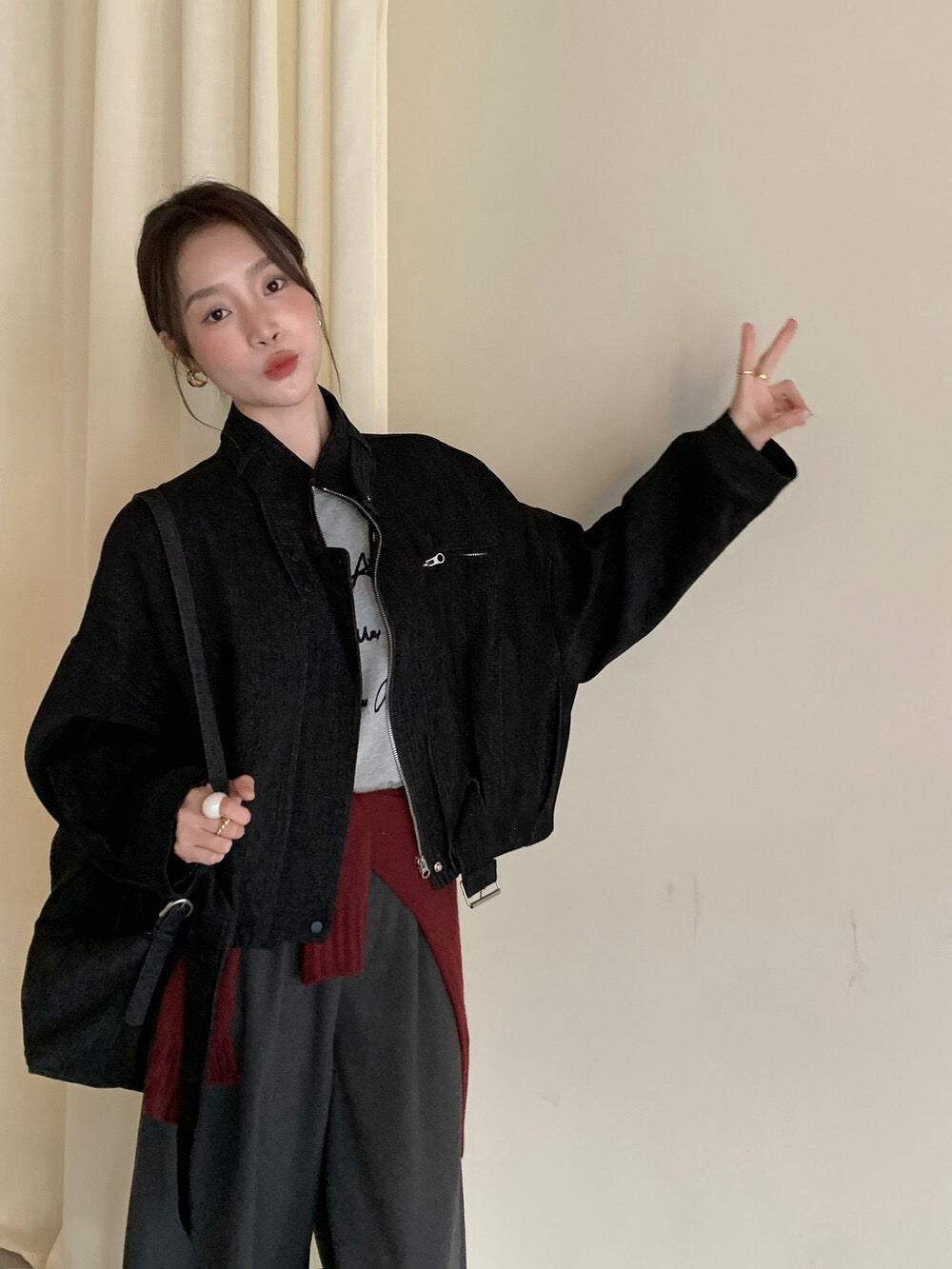 // 質感超好的雪尼爾絨帥氣短款外套