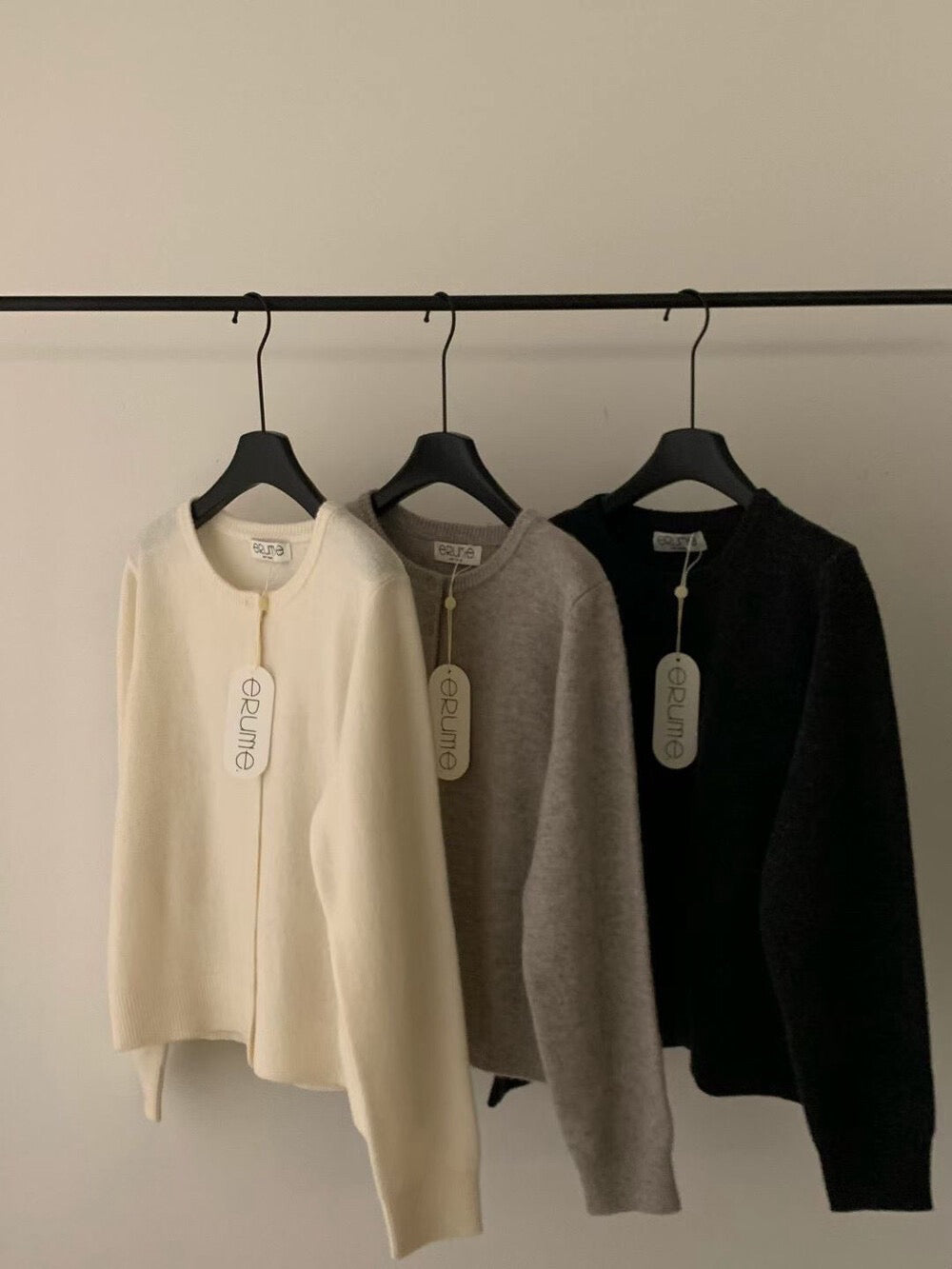 // 設計感特別鈕扣設計100%wool靚色CD