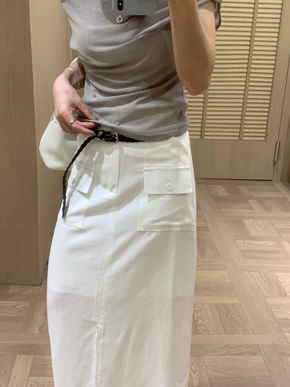 H06 / 極顯瘦口袋前開叉直筒SK(連腰帶)