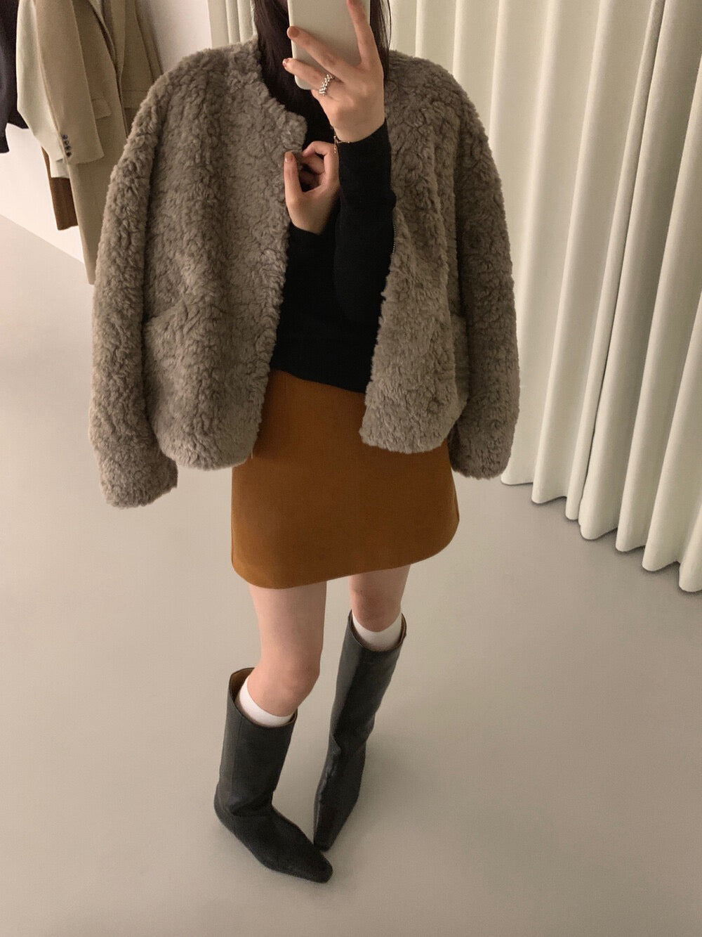 // 高級感口袋質感毛毛外套