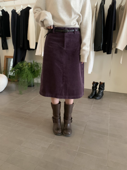 (部分現貨) // 復古感燈芯絨五分中裙