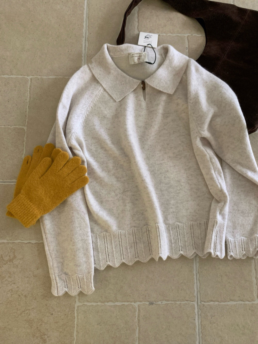 // 30%wool+30%raccoon鈎針衣擺一粒鈕翻領NT￼