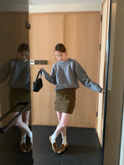 (部分現貨) // 15%wool鏤空鈎花半領卷邊毛衣