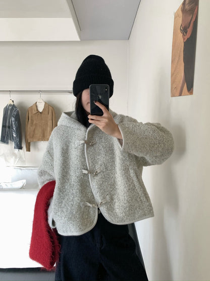 // 10%羊羔毛圈圈絨銀扣連帽外套