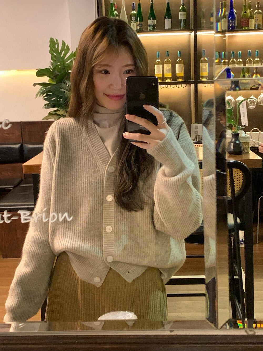 // 超soft V領8色直紋CD