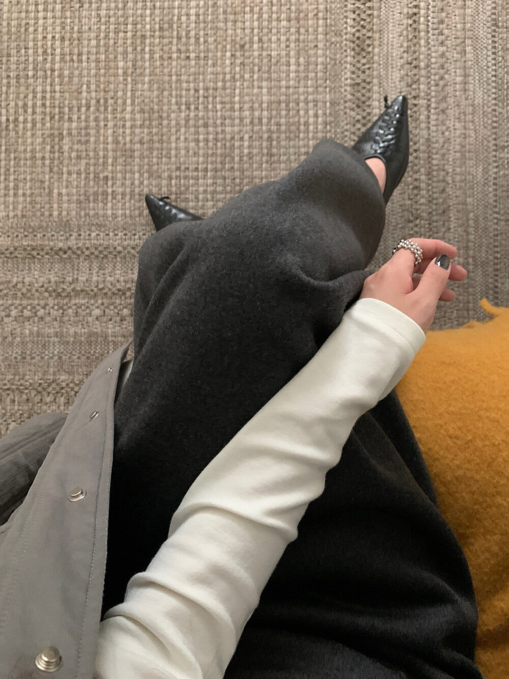 // 50%wool解鎖一切秋冬配搭的長款直筒裙