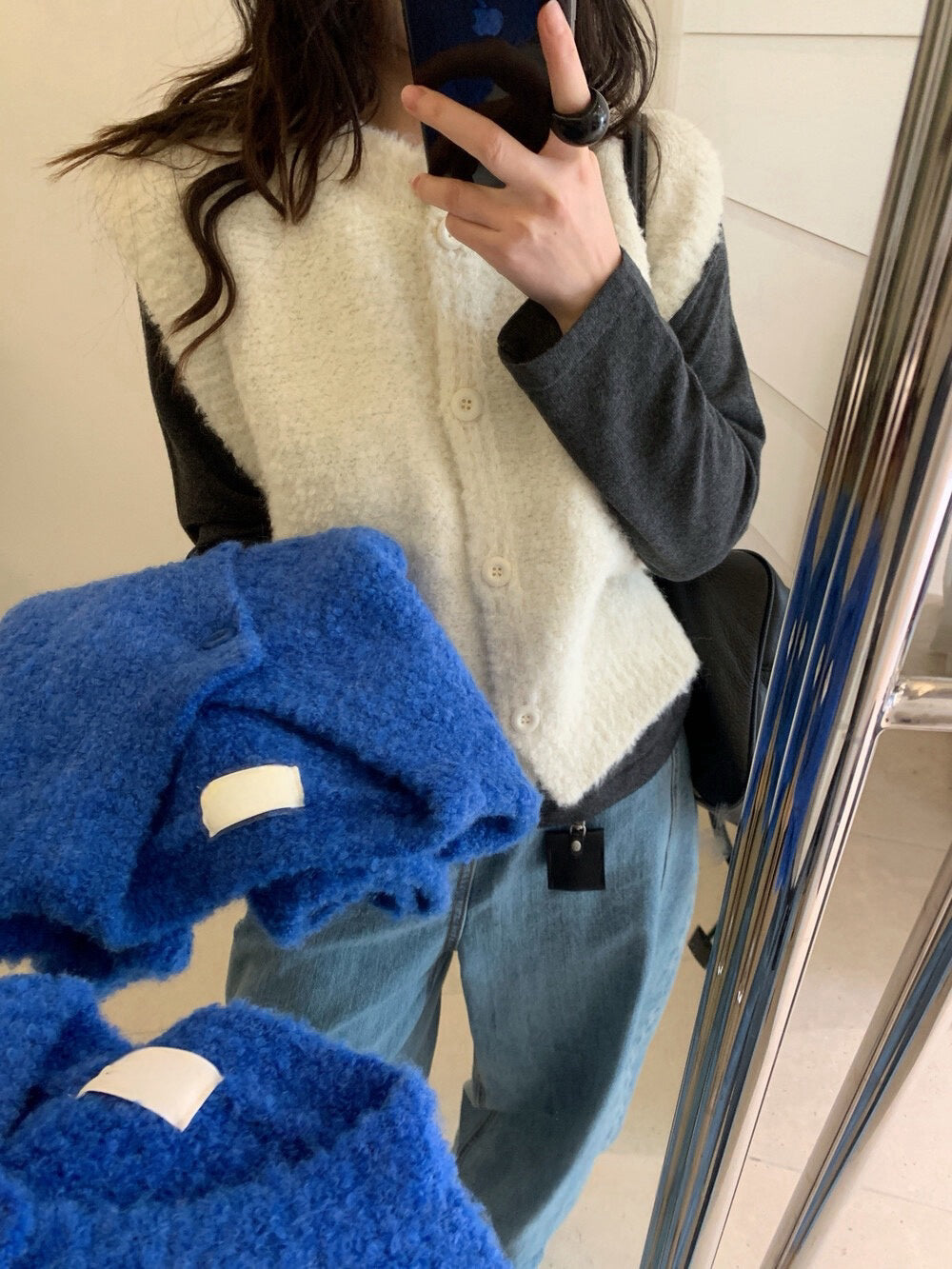 // 可愛感圈圈毛鈕扣背心馬甲￼