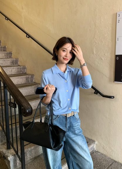 // 簡約風翻領排扣針織上衣
