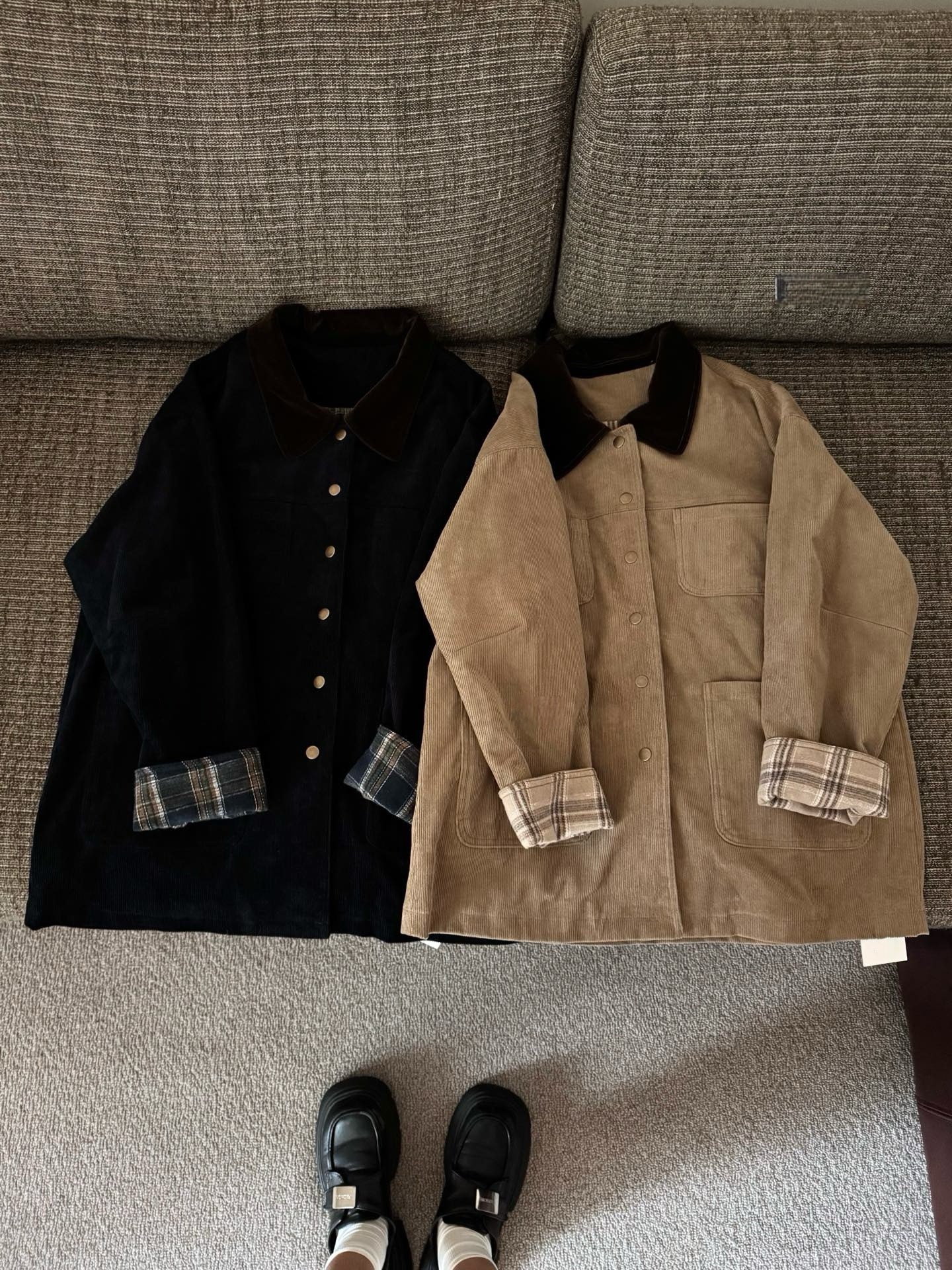 // 絨面領拼燈芯絨格紋拼布中長外套