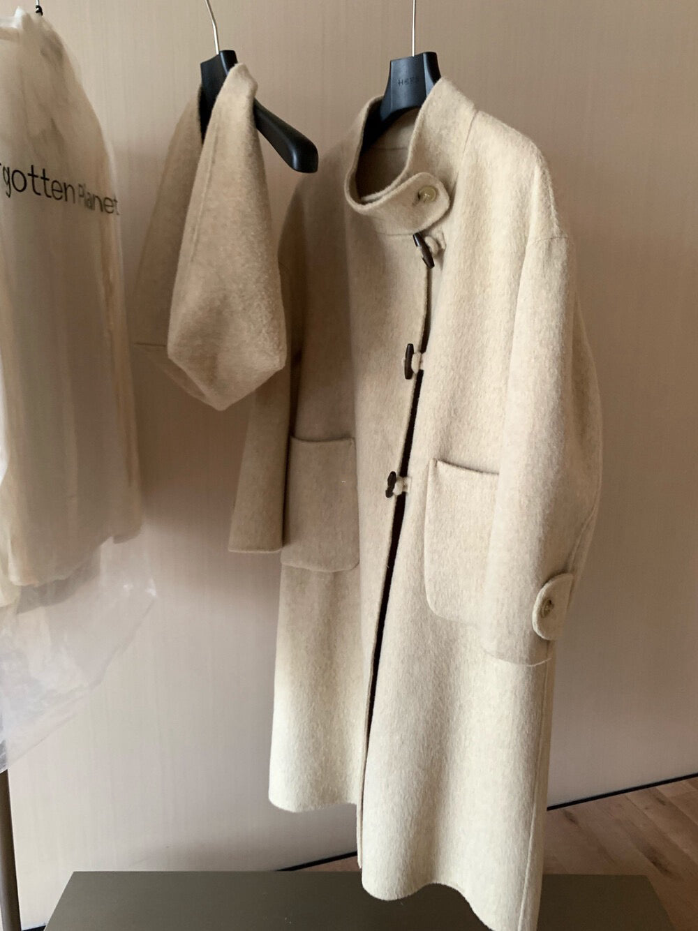 // 90%wool氣質立領長款手工羊毛外套(連袋仔)