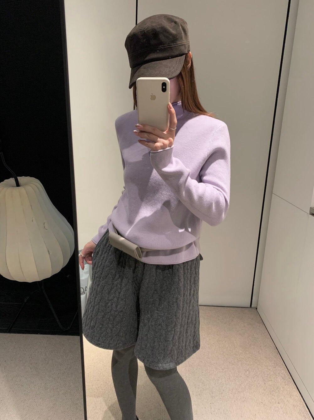 // 復古感麻花後口袋加絨短褲