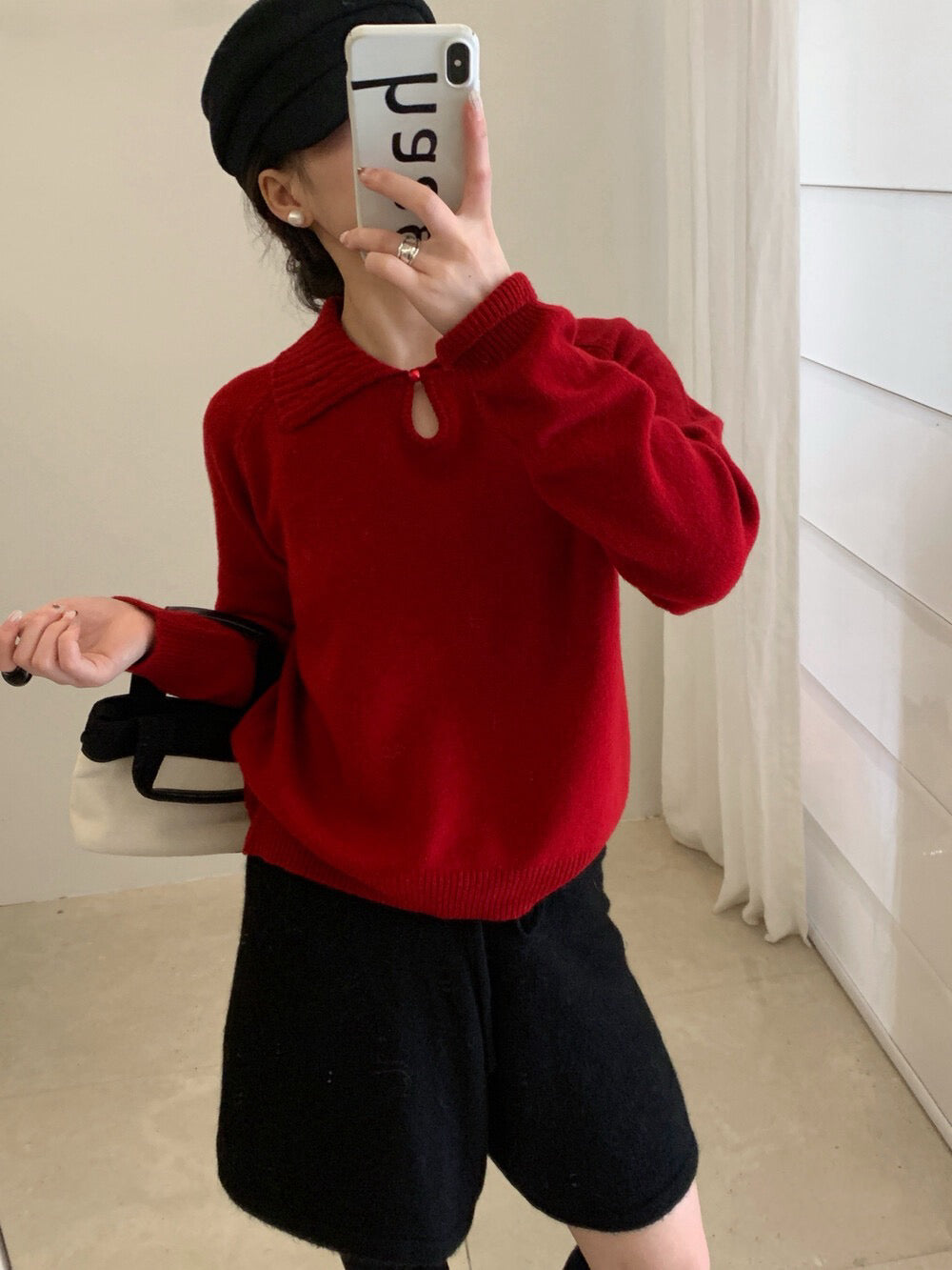 // 100%綿羊毛小鈕扣鏤空翻領NT