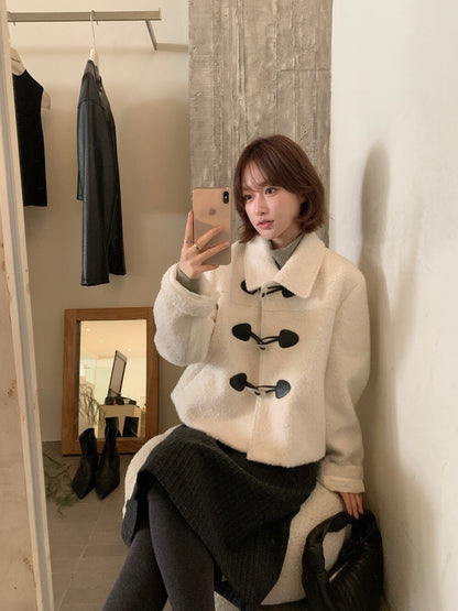// 圈圈絨翻領正肩牛角鈕夾棉外套