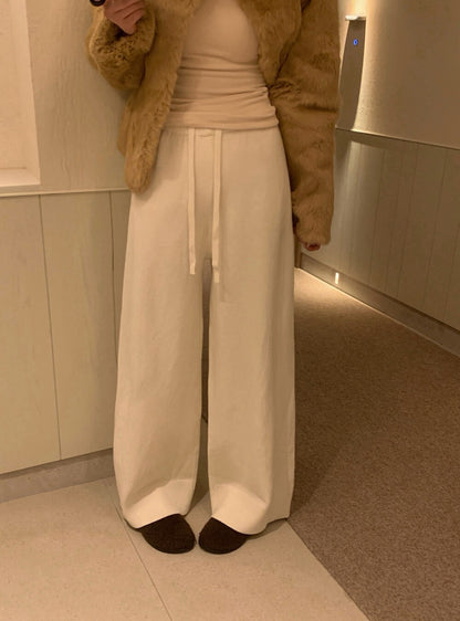 // 萬能百搭顯瘦針織休閒褲