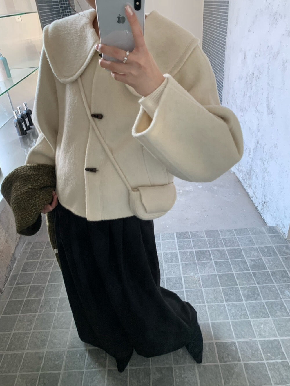 // 100%wool超韓大娃娃領手工外套(連袋仔)