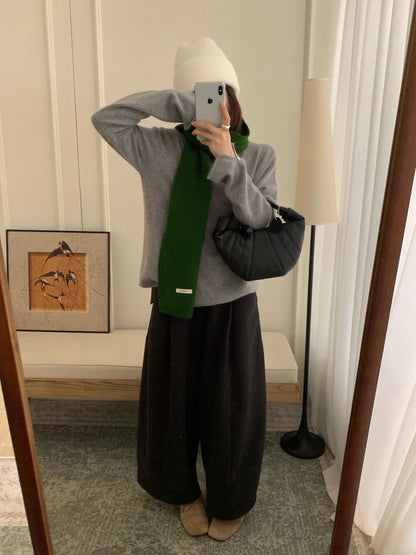 // 45%綿羊毛立領開叉袖花花鈕NT