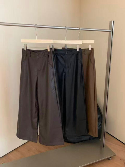 // 造型感絨底直腳皮褲