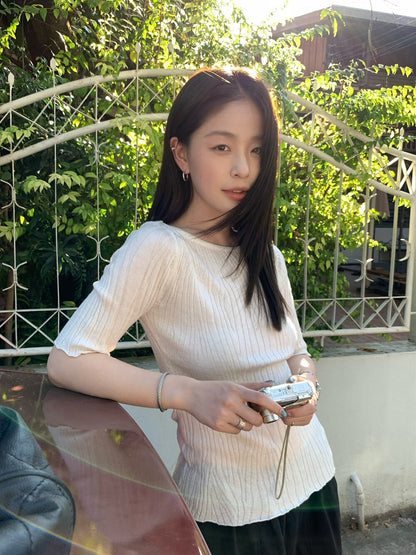 🌵 肌理感樹紋修肩彈性針織上衣