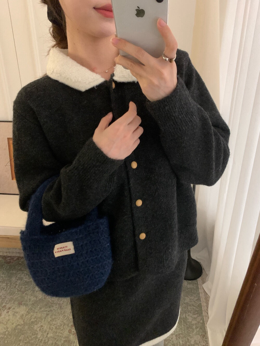 // 撞色領特別鈕扣開胸上衣+裙子套裝