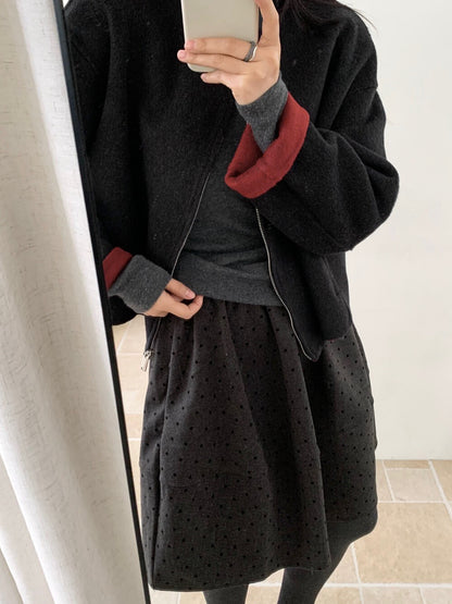 // 100%羊毛內撞色簡約圓領拉鍊手工外套